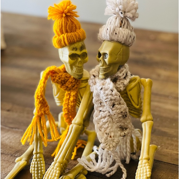 Handmade Fall Skeletons 🍁 - Picture 4 of 5